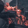 met waterbestendige lucifers zelf vuur maken